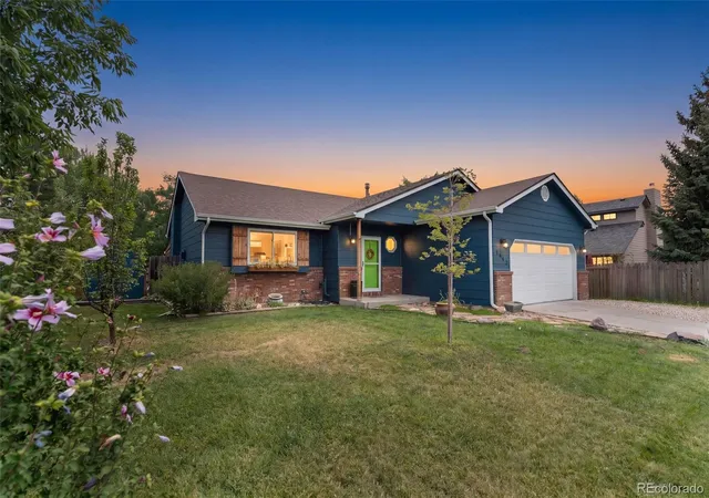 Photo 2 of Single family home for sale at 1142 S Edinburgh Dr, Loveland, CO 80537 | MLS# 7724554 | Listing updated on 2026-09-29