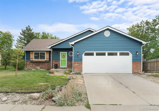 Photo 3 of Single family home for sale at 1142 S Edinburgh Dr, Loveland, CO 80537 | MLS# 7724554 | Listing updated on 2026-09-29