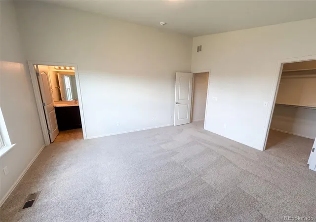Photo 3 of Single family home for sale at 10273 Olathe St, Commerce City, CO 80022 | MLS# 4052444 | Listing updated on 2026-09-29
