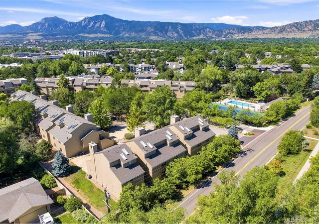 Condo for sale at 2962 Kalmia Ave, Boulder, CO 80301 | MLS# IR1069326