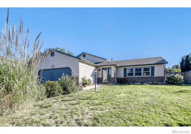 Single family home for sale at 3410 Red Maple Ct, Loveland, CO 80538 | MLS# IR1069328