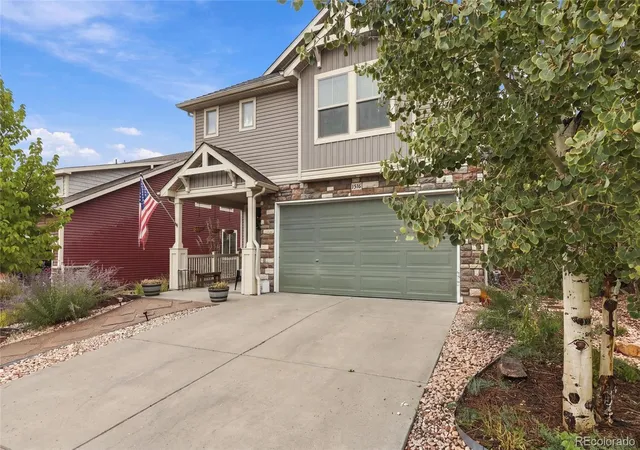 Photo 2 of Single family home for sale at 1516 Raindrop Way, Castle Rock, CO 80109 | MLS# 9922846 | Listing updated on 2026-09-28