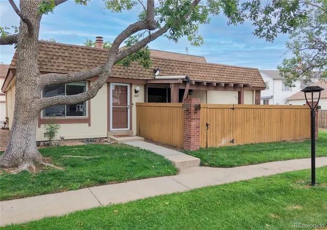 Photo 1 of Townhouse for sale at 1909 W 101st Avenue, Thornton, CO 80260 | MLS# 5065270 | Listing updated on 2026-10-07
