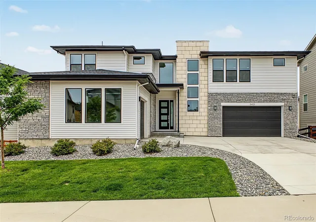 Photo 2 of Single family home for sale at 5423 Brotherton Ct, Castle Rock, CO 80104 | MLS# 8973603 | Listing updated on 2026-09-28