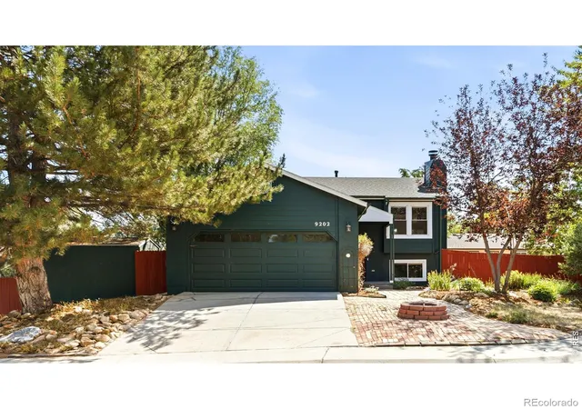 Single family home for sale at 9202 W 94th Avenue, Broomfield, CO 80021 | MLS# IR1069349