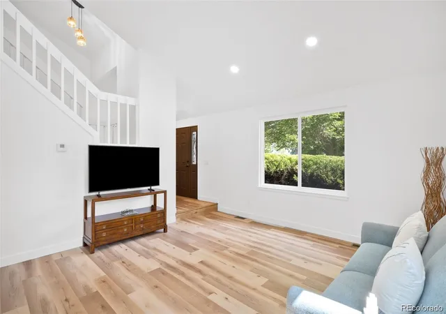 Photo 3 of Single family home for sale at 3595 S Richfield Way, Aurora, CO 80013 | MLS# 5310168 | Listing updated on 2026-10-24