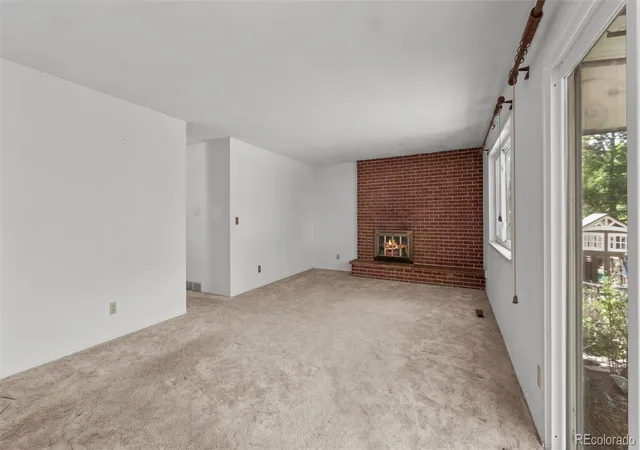 Photo 3 of Sale Pending at 2204 Warwick Ln, Colorado Springs, CO 80909 | MLS# 9668104 | Listing updated on 2026-10-01