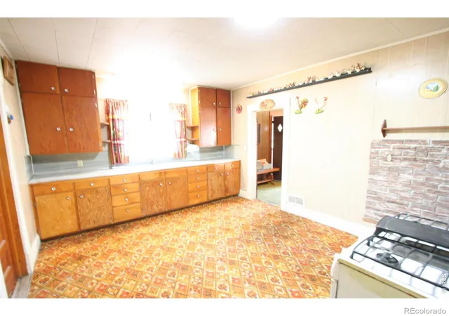 Photo 3 of Single family home for sale at 821 Dessa St, Brush, CO 80723 | MLS# IR1069353 | Listing updated on 2026-09-24