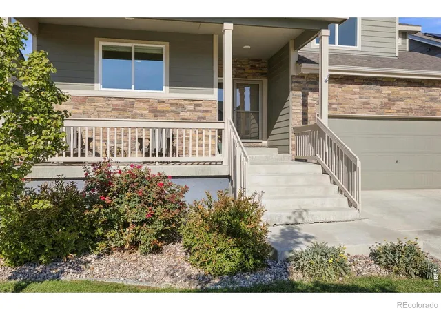 Photo 3 of Single family home for sale at 1662 Thrive Dr, Windsor, CO 80550 | MLS# IR1069361 | Listing updated on 2026-10-09