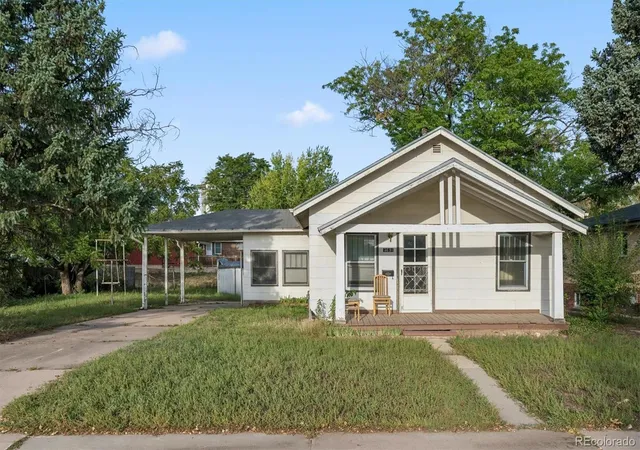 Photo 1 of Single family home for sale at 3691 S Grant St, Englewood, CO 80113 | MLS# 6278011 | Listing updated on 2026-09-30