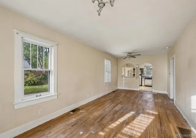 Photo 3 of Single family home for sale at 3691 S Grant St, Englewood, CO 80113 | MLS# 6278011 | Listing updated on 2026-09-30