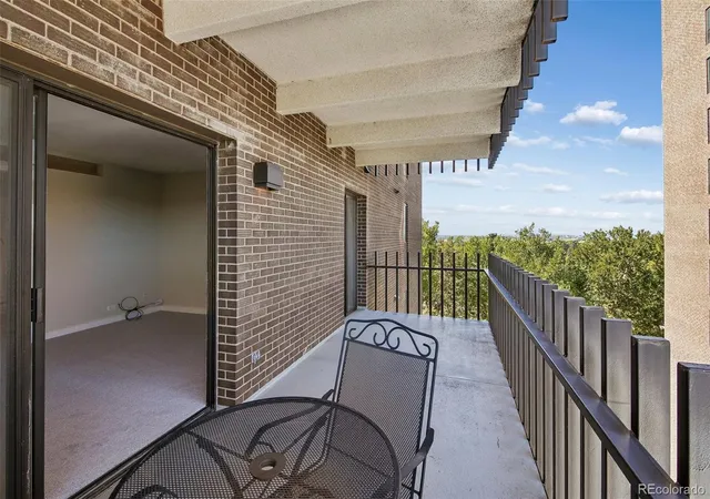Photo 2 of Condo for sale at 480 S Marion Pkwy #902, Denver, CO 80209 | MLS# 5367156 | Listing updated on 2026-09-30