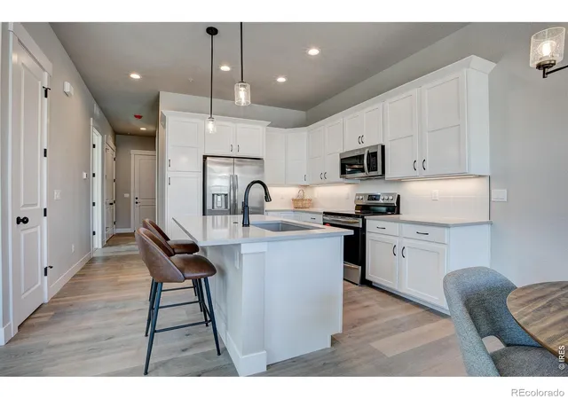 Photo 2 of Townhouse for sale at 160 High Point Dr, Longmont, CO 80504 | MLS# IR1069374 | Listing updated on 2026-09-25