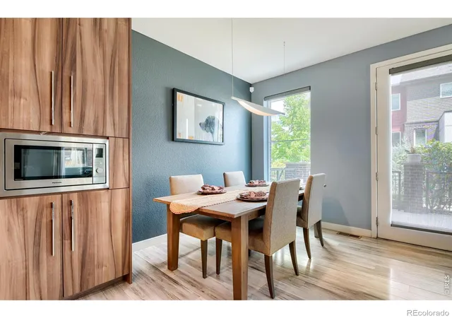 Photo 4 of Townhouse for sale at 11278 Colony Cir, Broomfield, CO 80021 | MLS# IR1069375 | Listing updated on 2026-09-24