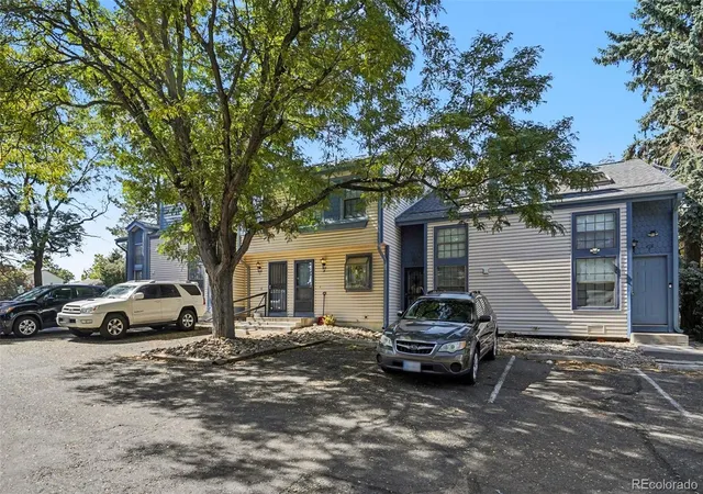 Photo 4 of Townhouse for sale at 498 S Memphis Way #C, Aurora, CO 80017 | MLS# 3996114 | Listing updated on 2026-10-07