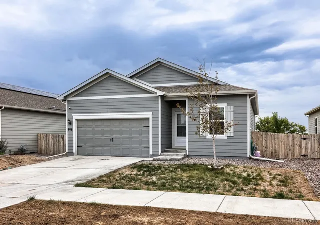 Single family home for sale at 406 Quincy Rr Ave, Keenesburg, CO 80643 | MLS# 5400469