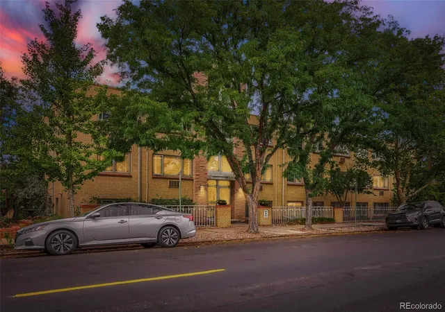 Photo 1 of Condo for sale at 969 S Pearl St #305, Denver, CO 80209 | MLS# 5455319 | Listing updated on 2026-10-03