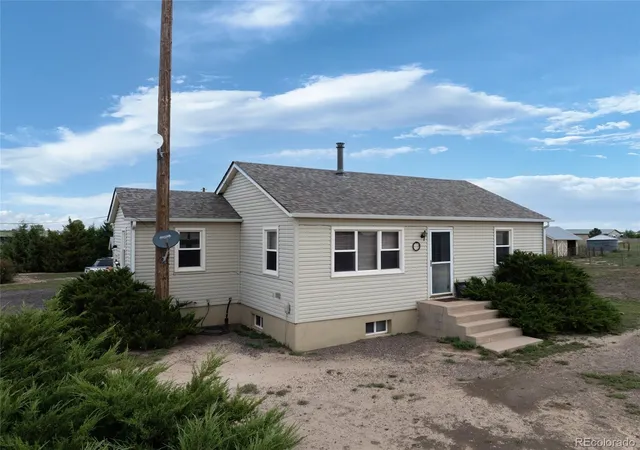 Photo 1 of Single family home for sale at 29517 County Rd 398, Keenesburg, CO 80643 | MLS# 4975219 | Listing updated on 2026-09-25