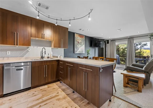Photo 4 of Townhouse for sale at 28 Illinois Gulch Rd #4, Breckenridge, CO 80424 | MLS# 5670426 | Listing updated on 2026-10-03