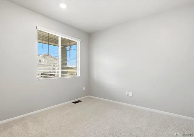 Photo 3 of Single family home for sale at 1609 Rumley Crk Dr, Windsor, CO 80550 | MLS# 7704435 | Listing updated on 2026-09-24