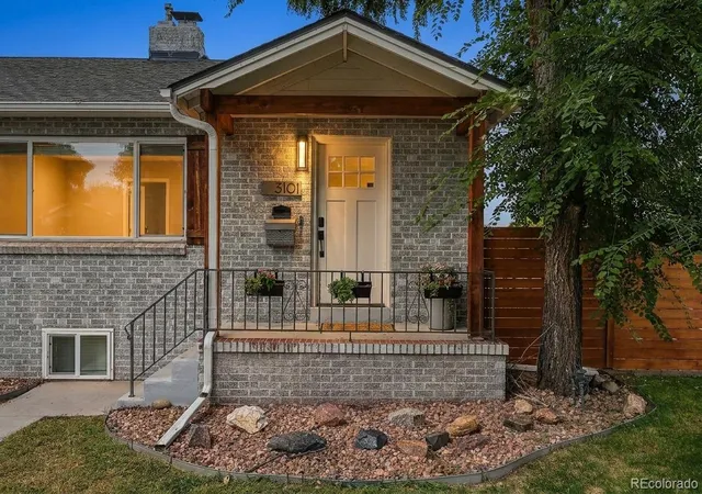 Photo 2 of Single family home for sale at 3101 S Logan St, Englewood, CO 80113 | MLS# 6418352 | Listing updated on 2026-10-12