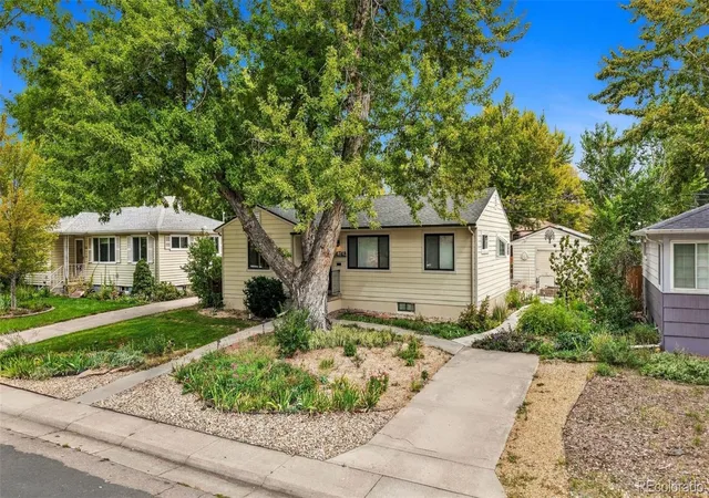 Photo 1 of Single family home for sale at 4748 S Washington St, Englewood, CO 80113 | MLS# 4926606 | Listing updated on 2026-10-09