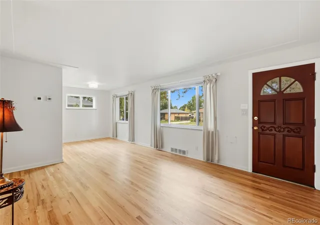 Photo 4 of Single family home for sale at 4748 S Washington St, Englewood, CO 80113 | MLS# 4926606 | Listing updated on 2026-10-09