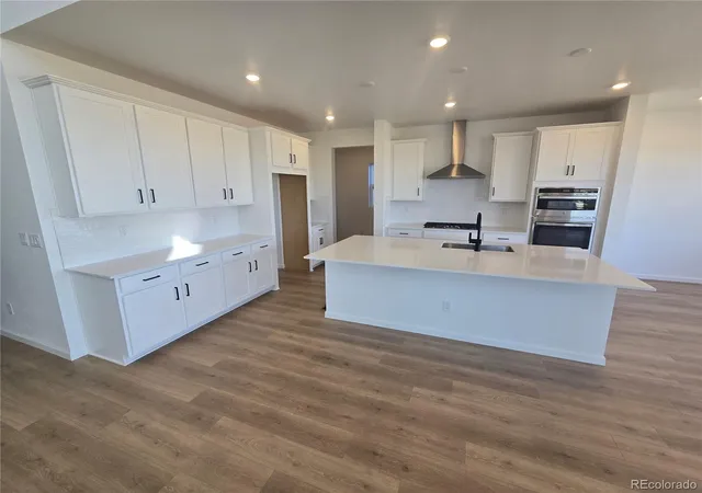 Photo 2 of Single family home for sale at 8952 Whiteclover St, Littleton, CO 80125 | MLS# 8160988 | Listing updated on 2026-10-23