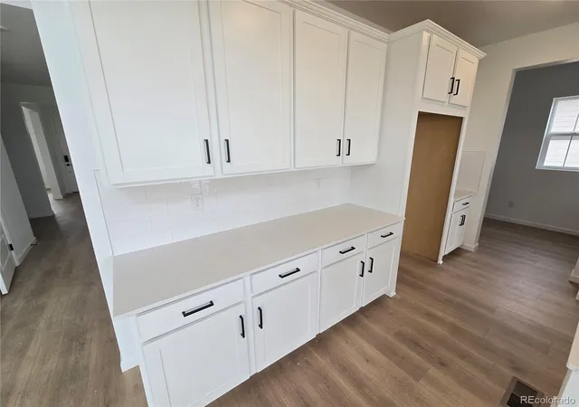 Photo 3 of Single family home for sale at 8952 Whiteclover St, Littleton, CO 80125 | MLS# 8160988 | Listing updated on 2026-10-08