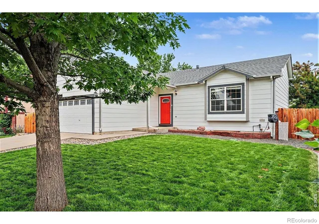 Photo 4 of Single family home for sale at 323 Monmouth Ave, Firestone, CO 80520 | MLS# IR1069390 | Listing updated on 2026-10-06