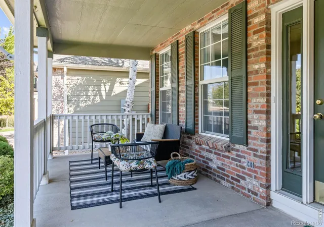 Photo 3 of Single family home for sale at 1586 Goshawk Dr, Longmont, CO 80504 | MLS# IR1069392 | Listing updated on 2026-09-24