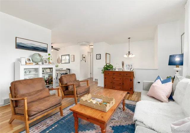 Photo 4 of Single family home for sale at 7175 S Penrose Ct, Centennial, CO 80122 | MLS# 4412931 | Listing updated on 2026-09-25