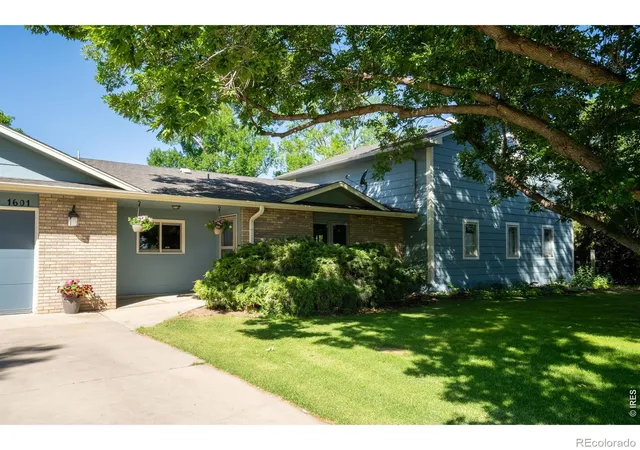 Photo 3 of Single family home for sale at 1601 Meadowaire Dr, Fort Collins, CO 80525 | MLS# IR1069399 | Listing updated on 2026-10-03