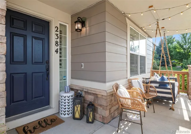 Photo 3 of Single family home for sale at 2384 Crestridge Dr, Castle Rock, CO 80104 | MLS# 7882302 | Listing updated on 2026-10-10