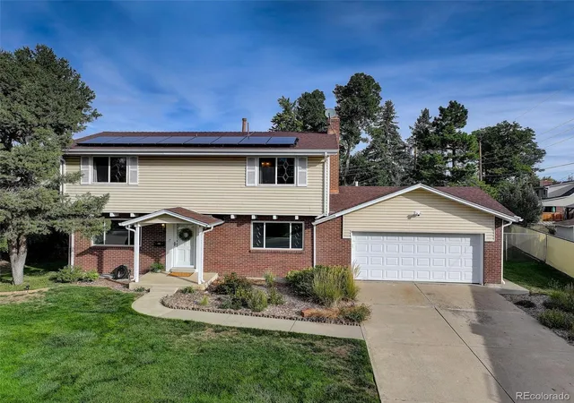 Photo 1 of Single family home for sale at 8855 W Colorado Pl, Lakewood, CO 80232 | MLS# 2055701 | Listing updated on 2026-10-08