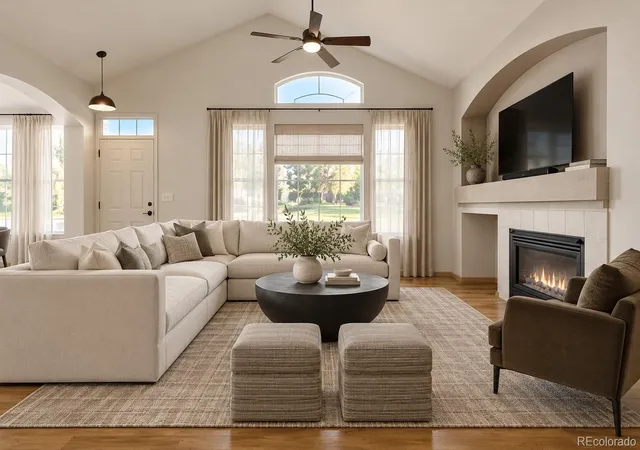 Photo 2 of Townhouse for sale at 8527 S Upham Way, Littleton, CO 80128 | MLS# 7574421 | Listing updated on 2026-09-24