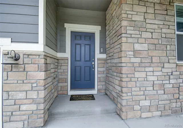 Photo 3 of Single family home for sale at 462 S Norfolk Ct, Aurora, CO 80017 | MLS# 8133568 | Listing updated on 2026-10-10