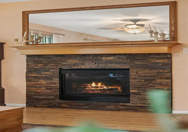 Photo 3 of Townhouse for sale at 927 S Evanston Cir, Aurora, CO 80012 | MLS# 6060105 | Listing updated on 2026-09-26
