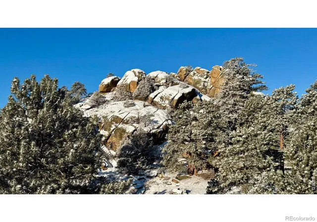 Photo 3 of Sale Pending at 296 Overlook Ct, Estes Park, CO 80517 | MLS# IR1069414 | Listing updated on 2026-09-29