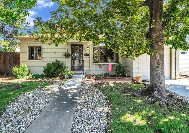Photo 1 of Single family home for sale at 1550 S Ash St, Denver, CO 80222 | MLS# 6227351 | Listing updated on 2026-10-03