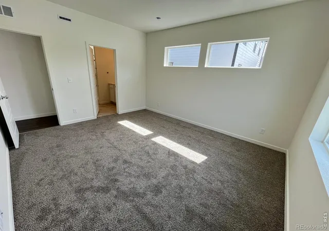 Photo 3 of Single family home for sale at 521 85th Avenue, Greeley, CO 80634 | MLS# IR1069433 | Listing updated on 2026-09-28