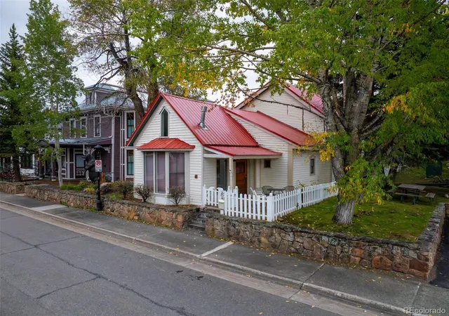 Photo 1 of Single family home for sale at 204 N Ridge St, Breckenridge, CO 80424 | MLS# 5564322 | Listing updated on 2026-10-04