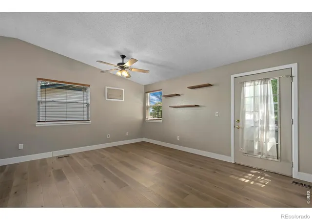 Photo 3 of Single family home for sale at 4986 W 61st Place, Arvada, CO 80003 | MLS# IR1069436 | Listing updated on 2026-09-25