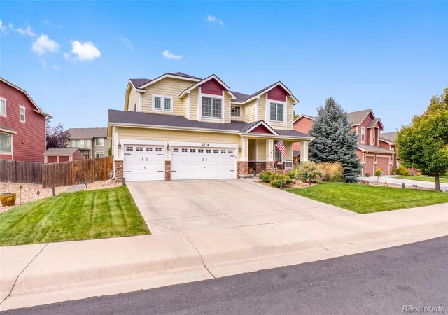 Photo 3 of Single family home for sale at 2774 Blue Acona Way, Johnstown, CO 80534 | MLS# 2616785 | Listing updated on 2026-10-06