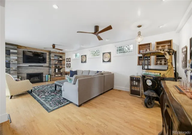 Photo 3 of Single family home for sale at 4655 S Pearl St, Englewood, CO 80113 | MLS# 3486207 | Listing updated on 2026-10-05