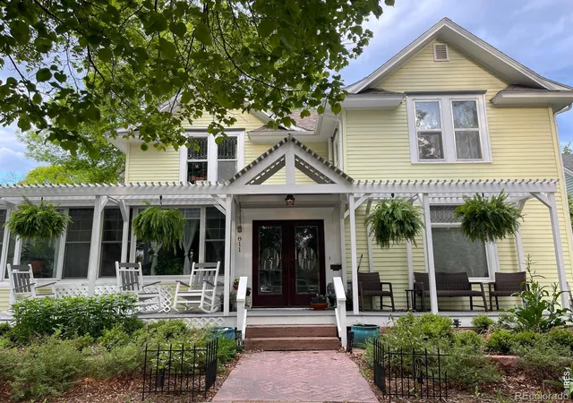 Photo 1 of Single family home for sale at 811 Emery St, Longmont, CO 80501 | MLS# IR1069452 | Listing updated on 2026-09-28