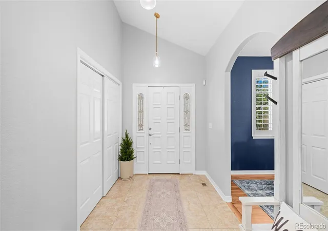 Photo 4 of Single family home for sale at 990 Glade Gulch Rd, Castle Rock, CO 80104 | MLS# 7339858 | Listing updated on 2026-10-07
