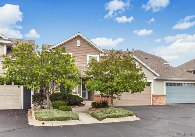 Listing Photo 4 - Condo for sale in building located at 9118 W 50th Ln, Arvada, CO 80002 - Unit #5