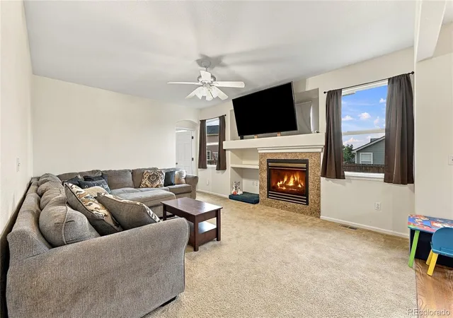 Photo 3 of Single family home for sale at 3903 S Quemoy Way, Aurora, CO 80018 | MLS# 5772416 | Listing updated on 2026-10-03