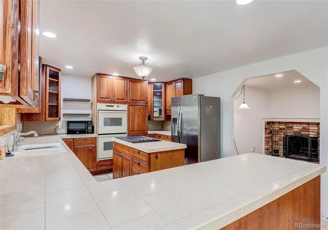 Photo 3 of Single family home for sale at 5840 S Julian St, Littleton, CO 80123 | MLS# 8783354 | Listing updated on 2026-10-08